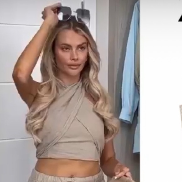 NWT ZARA 100% LINEN Halter Crop Top SIZE XS
🚨FIRM PRICE - Picture 5 of 15